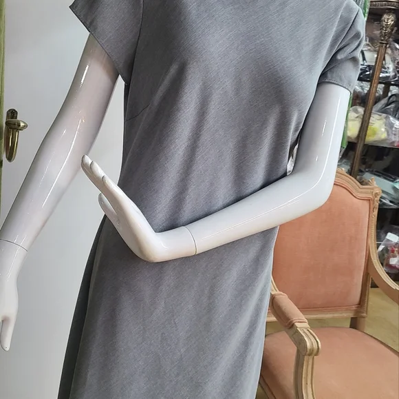 MJW Studio Dress - Picture 3 of 10